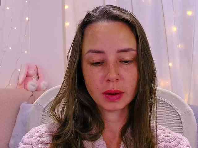 Miss_Milka webcam