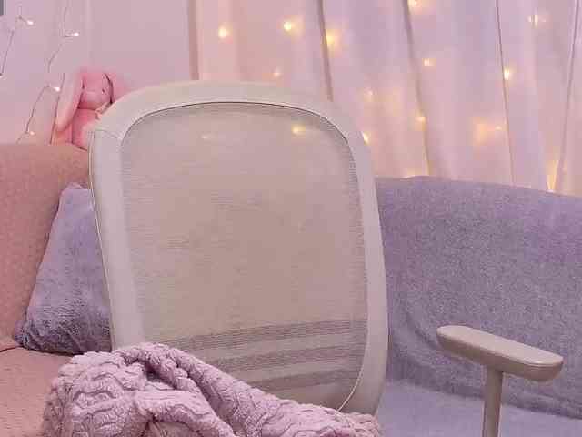 Miss_Milka webcam