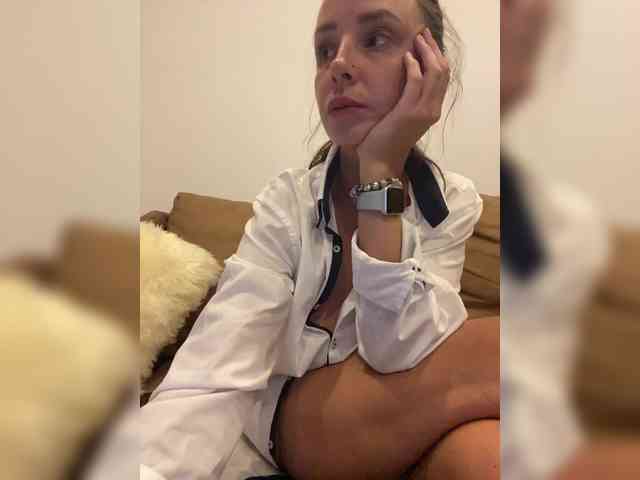 Miss_Milka webcam