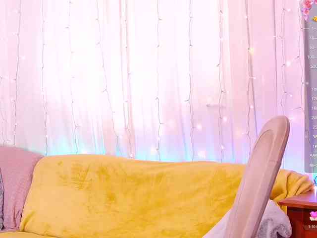 Miss_Milka webcam