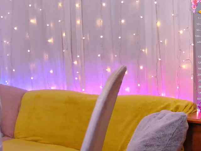 Miss_Milka webcam