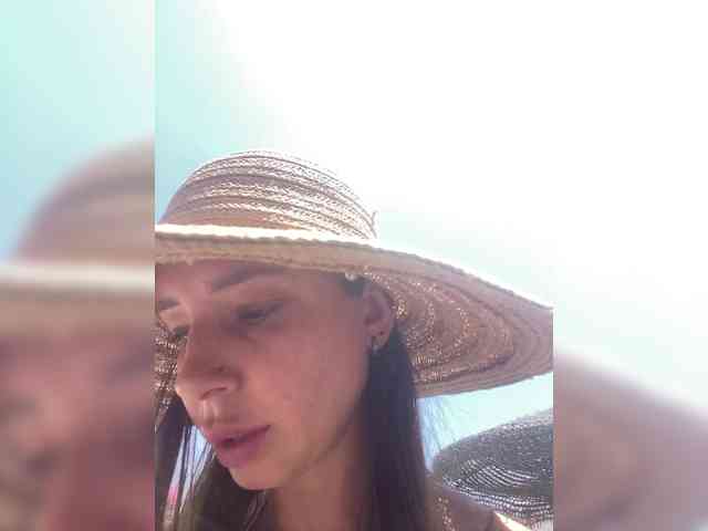 Miss_Milka webcam
