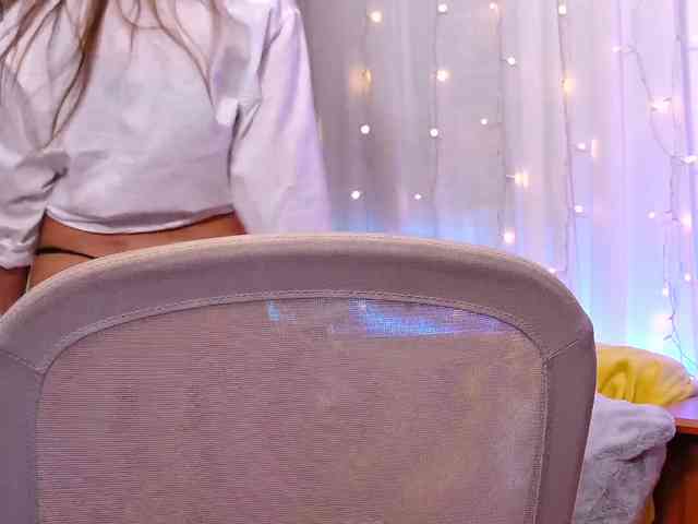 Miss_Milka webcam