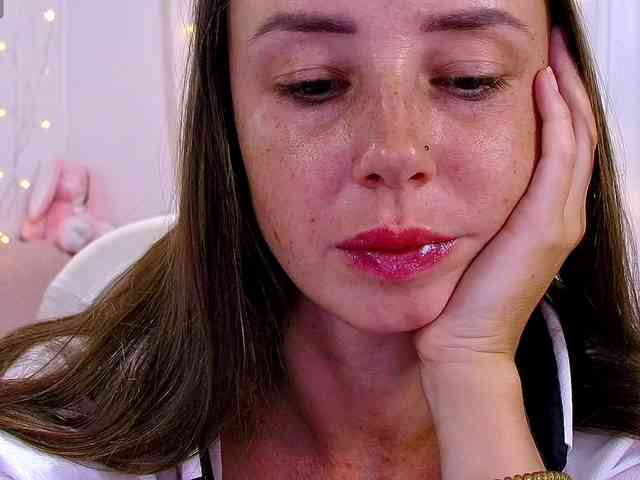 Miss_Milka webcam