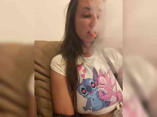 Miss_Milka webcam