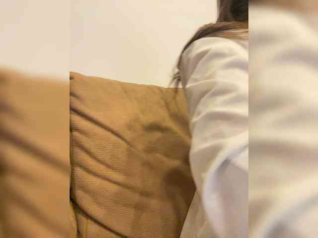 Miss_Milka webcam