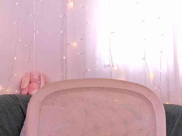 Miss_Milka webcam