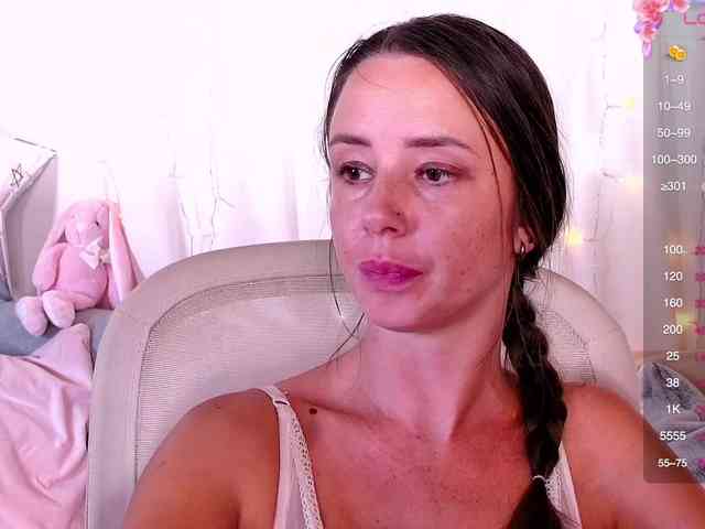 Miss_Milka webcam