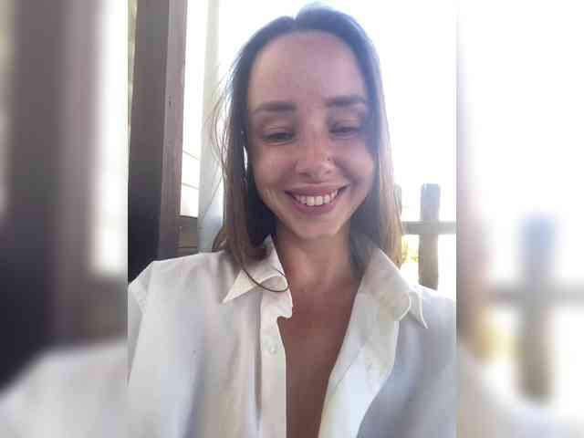 Miss_Milka webcam