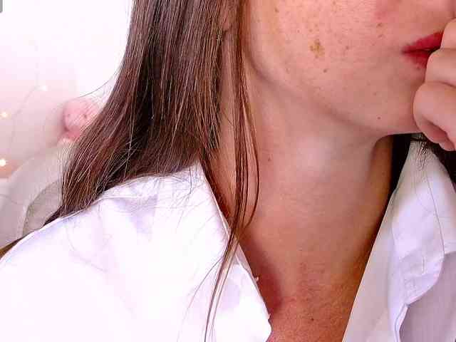 Miss_Milka webcam