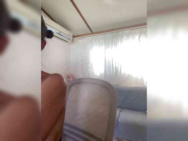 Miss_Milka webcam