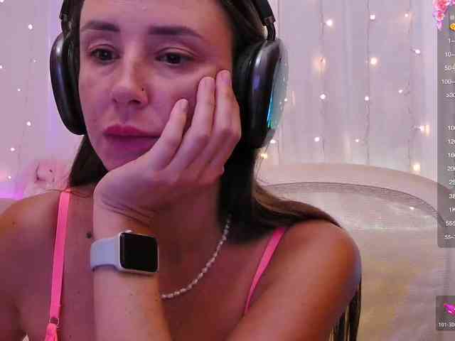 Miss_Milka webcam