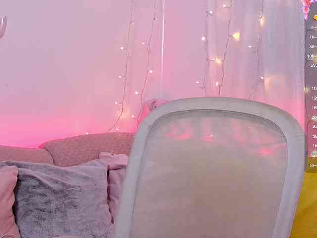 Miss_Milka webcam