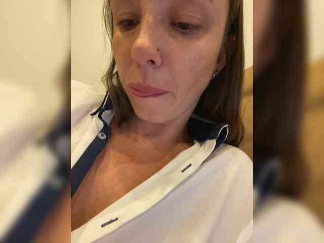 Miss_Milka webcam