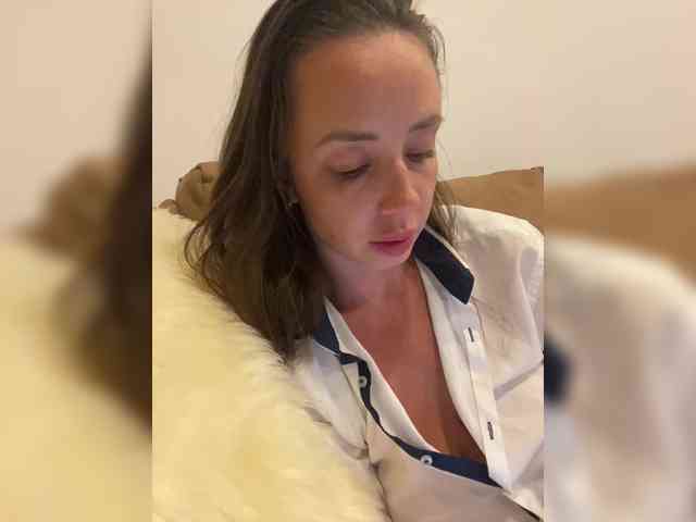 Miss_Milka webcam