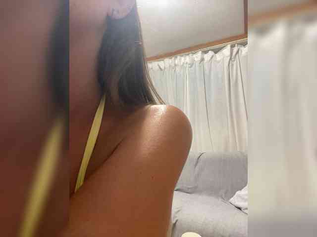Miss_Milka webcam