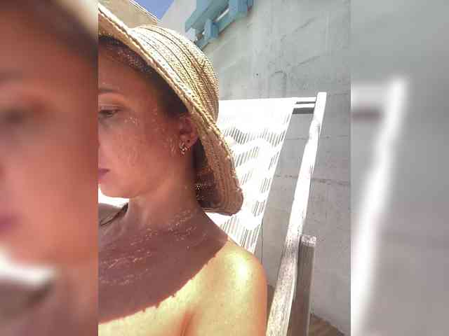 Miss_Milka webcam
