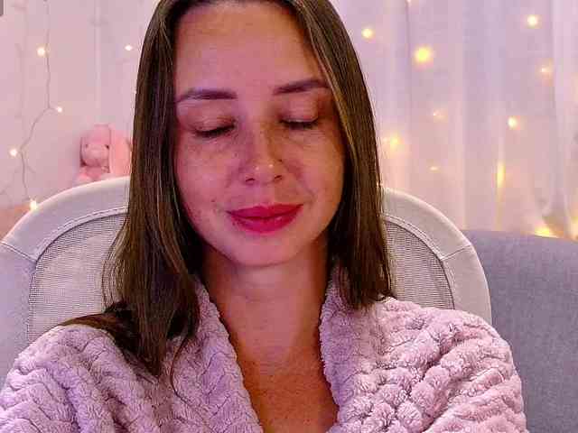 Miss_Milka webcam