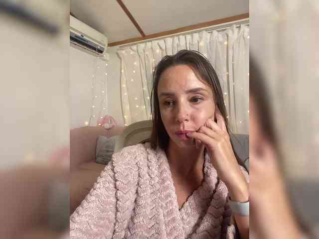 Miss_Milka webcam