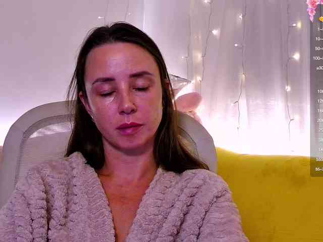 Miss_Milka webcam