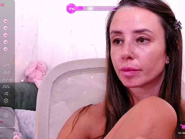Miss_Milka webcam