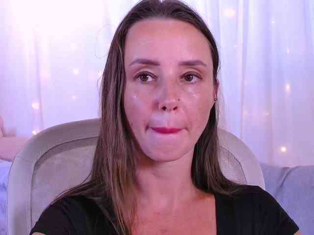 Miss_Milka webcam