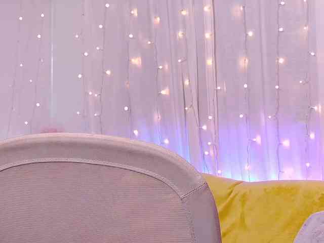 Miss_Milka webcam