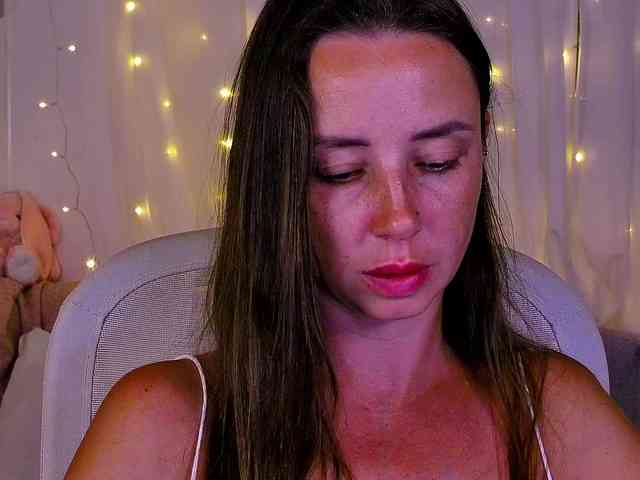 Miss_Milka webcam