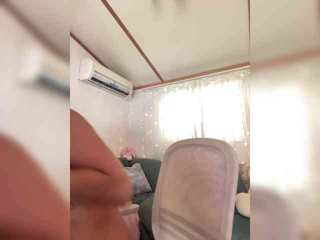 Miss_Milka webcam