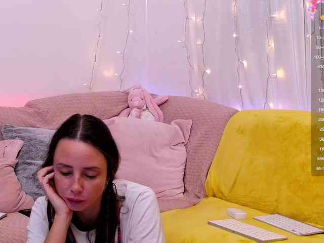 Miss_Milka webcam