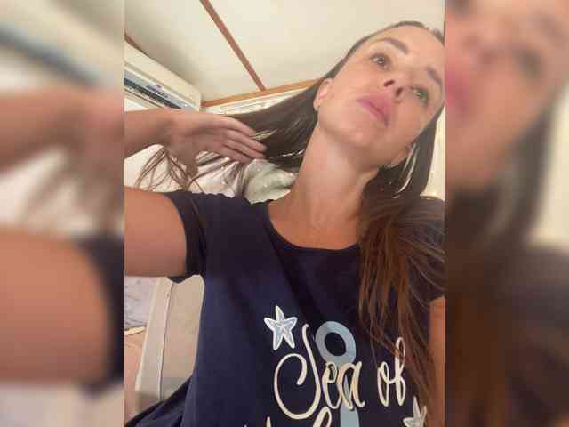 Miss_Milka webcam