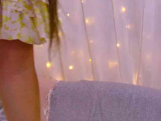 Miss_Milka webcam