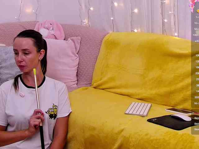 Miss_Milka webcam
