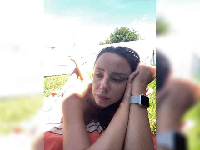 Miss_Milka webcam