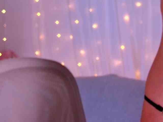 Miss_Milka webcam