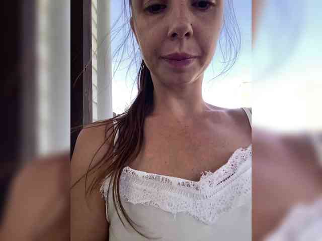 Miss_Milka webcam