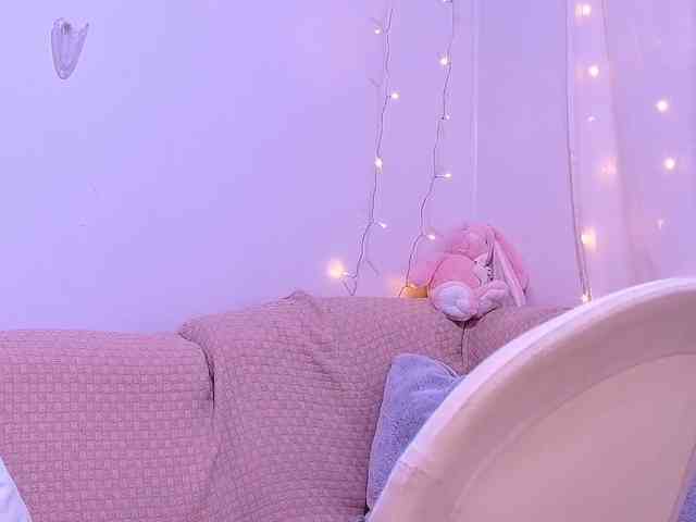 Miss_Milka webcam