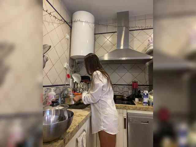Miss_Milka webcam