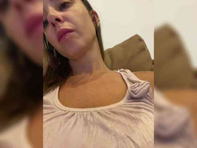 Miss_Milka webcam
