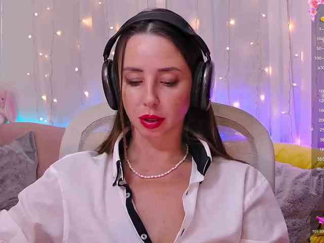 Miss_Milka webcam