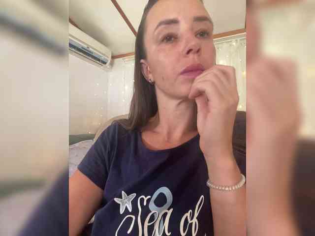 Miss_Milka webcam