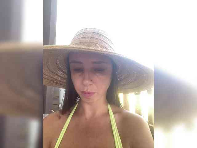 Miss_Milka webcam