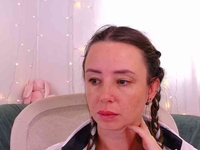 Miss_Milka webcam