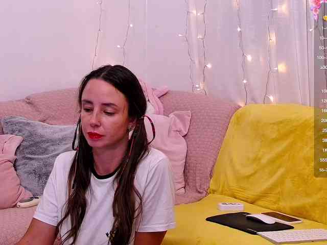 Miss_Milka webcam