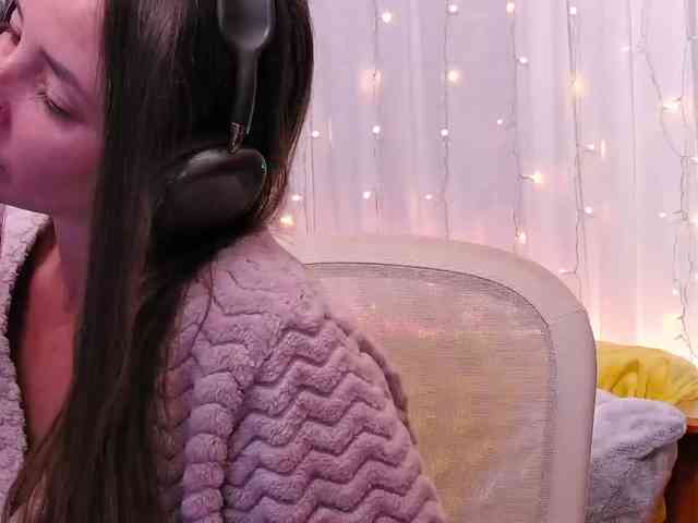 Miss_Milka webcam