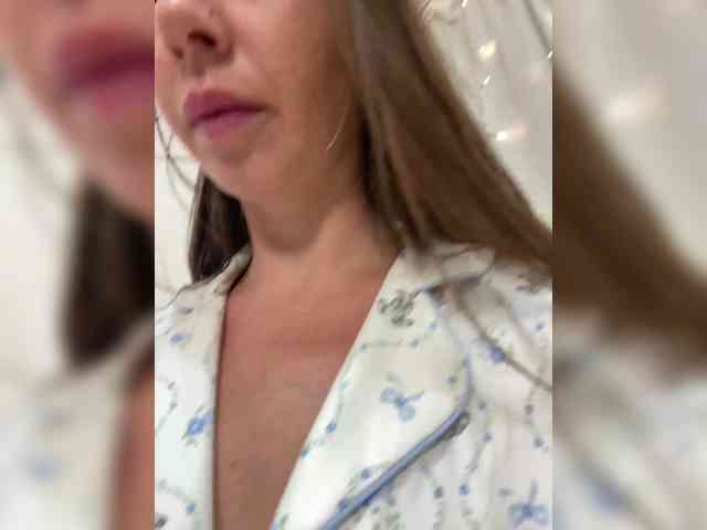 Miss_Milka webcam