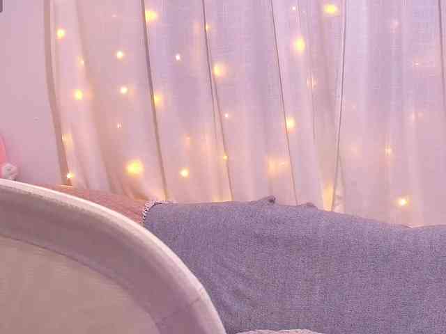 Miss_Milka webcam