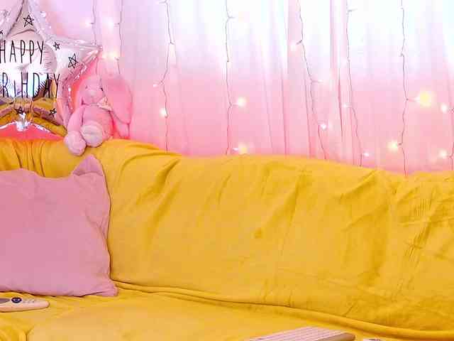 Miss_Milka webcam
