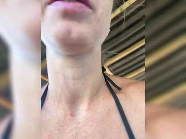 Miss_Milka webcam