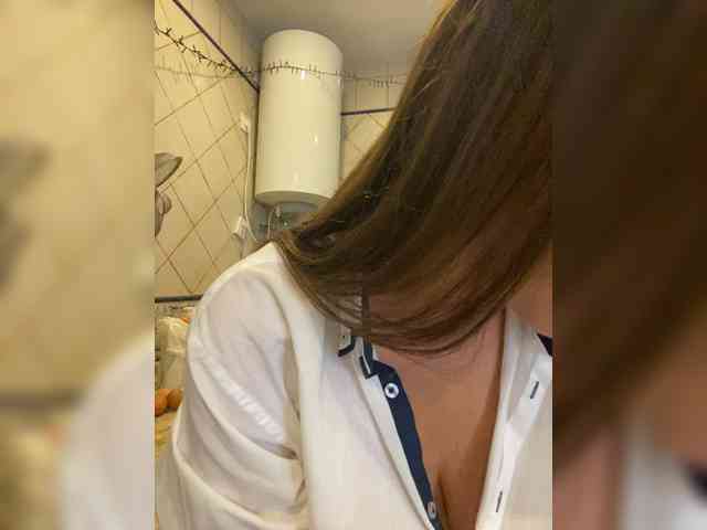 Miss_Milka webcam